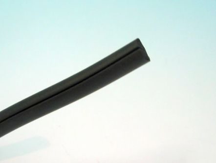 Gumový profil EPDM mikroporézny kruhový s drážkou - 10 mm